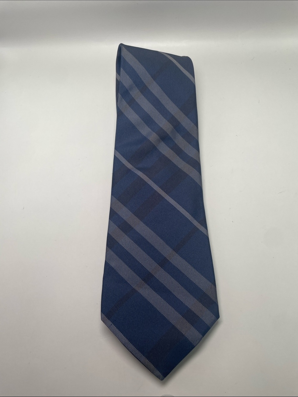 Burberry Navy and Gray Diagonal Stripe Men’s Tie